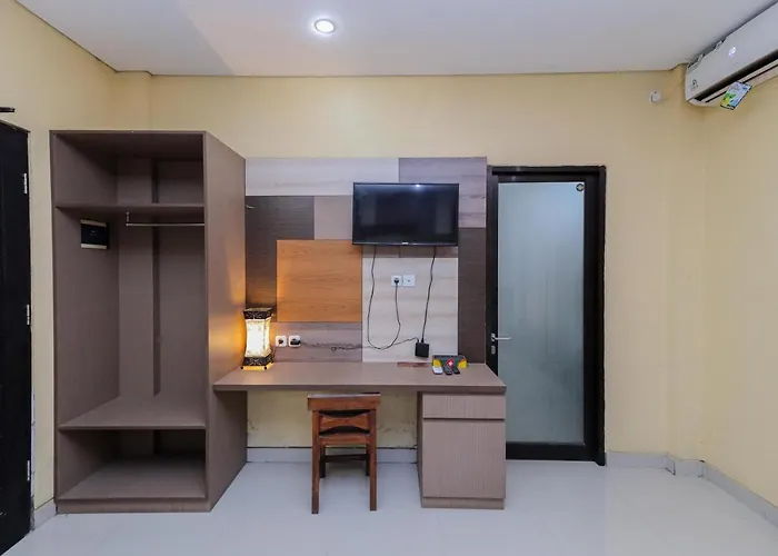Urbanview Wg Bali Hotel
